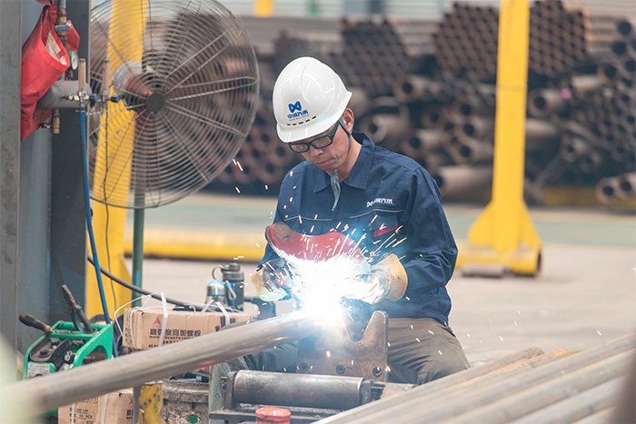 西青网架焊接车间